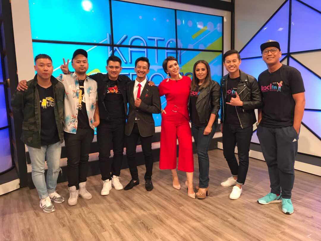 FlyFM958's tweet photo. A big THANK YOU to Kata Serasiβs Nazrudin Rahman and Diana Danielle for having #HafizGuibo, @hotfm976βs Fizie and @koolfmmyβs #PHDKool!! https://t.co/nPW9sOXVFn