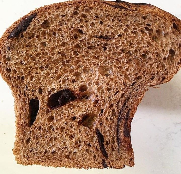 Freshly baked cocoa sourdough bread 👌🏻 #claudeskitchen #freshbread #sourdough #parsonsgreen #sw6