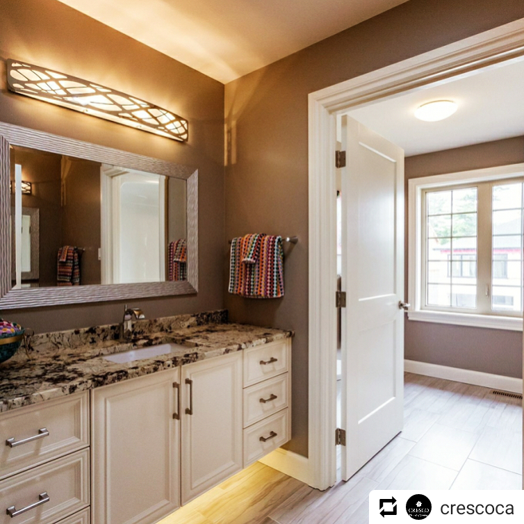 DVILighting's tweet photo. April is #bathroomvanity month! 🛁 Vodka ice glass gives ARGONAUT a soft glow while the chrome accents add a touch of playfulness to this unique fixture!
#Repost @cresco 
.
.
.
#lighting #lightdesign #lightingdesign #lightfixture #design #interiordesign #homedecor #bathroomdecor https://t.co/yg3wxHYXyh