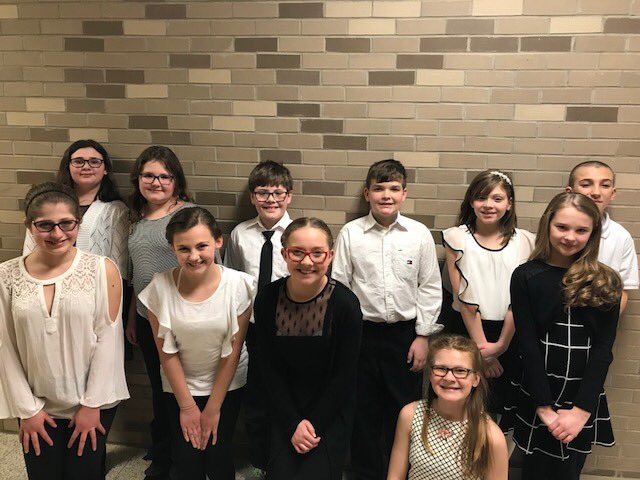 BeaverAreaSD's tweet photo. #DutchRidge 5th and 6th grade choral singers rocked the @PMEA District 5 Elementary Festival at Hopewell High School. #MsDamesimo #Bobcats2018 #BobcatsRock https://t.co/5F4FqmS7x8