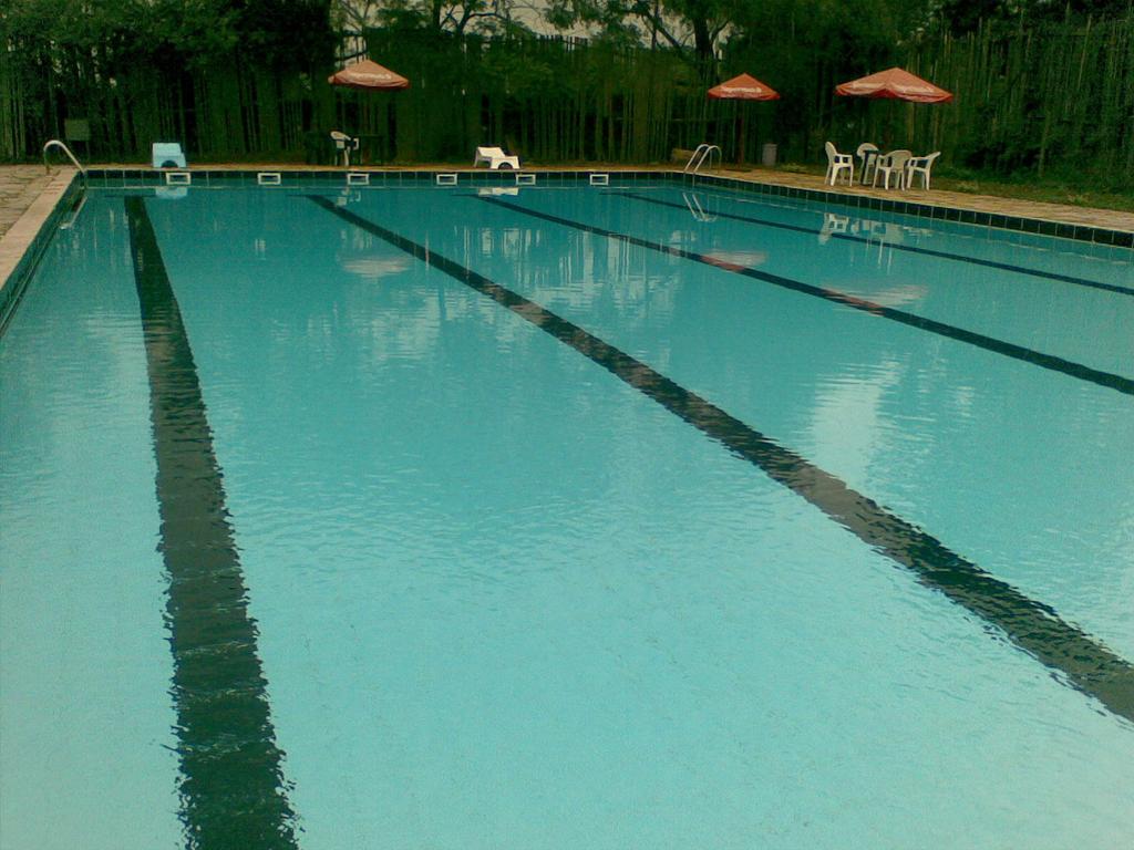 bernjesh's tweet photo. Child Care &amp; Infancy Lifesaving Lessons
#ZeroDrowningInKenya #BeesAquaKids #BeesSwimming #LearnHowToSwim #LifesavingLessons #BasicSafety #KLF #KenyaLifesaving https://t.co/UBnPMVylLI