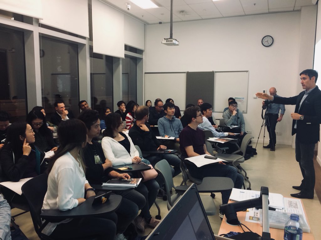designgarrath's tweet photo. Closing remarks by @PedroEloyC at our Crafting a Sustainable UX Vision for Entrepreneurs and Business Workshop in Hong Kong! Stay in touch all!! #UX #connectyet https://t.co/bCTRHIgREO