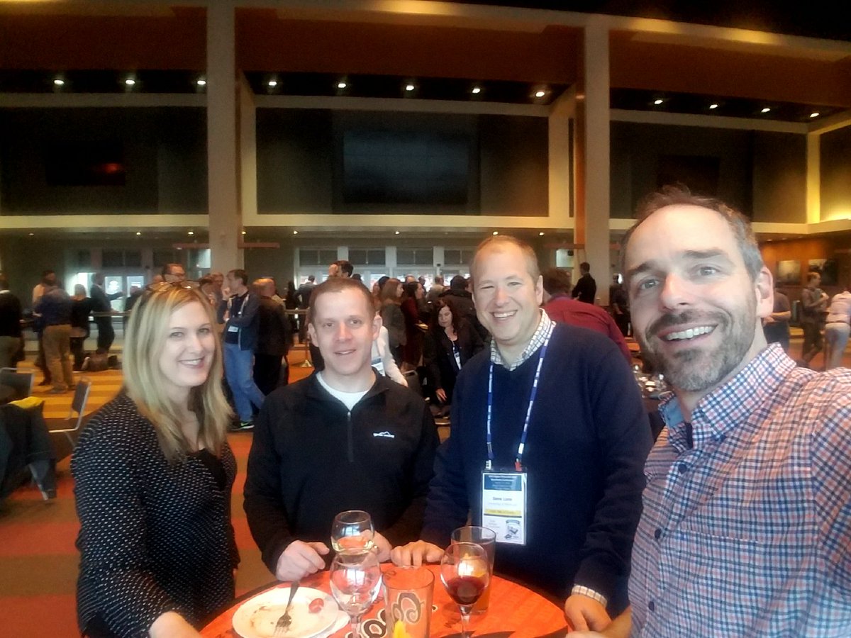 stevelonn's tweet photo. The @UMich crew is ready to present at #HEDW in Corvallis, Oregon!! #SeeYouNextYearInAnnArbor https://t.co/mh7u9jaDUX