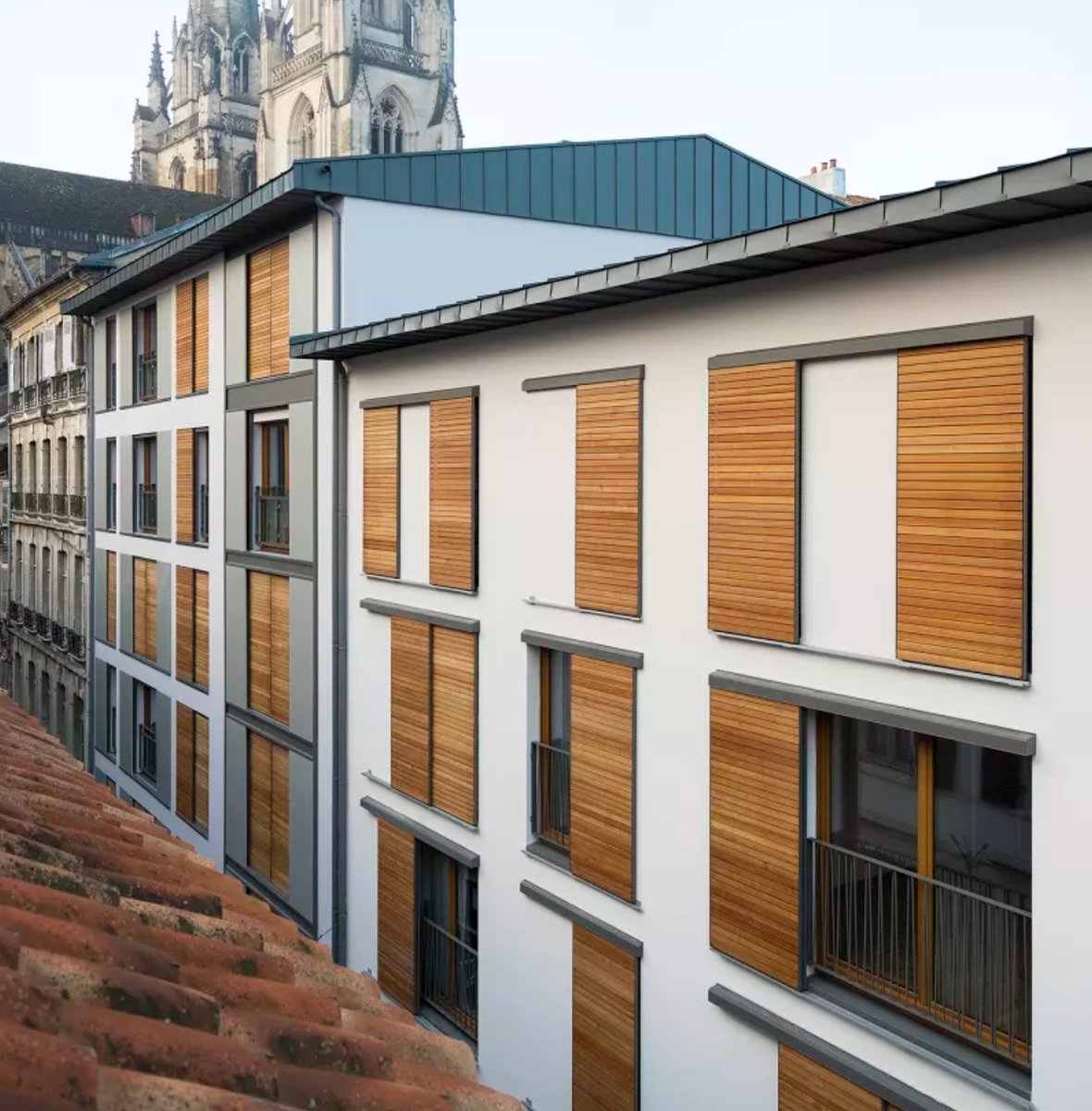 divisare_'s tweet photo. #Architecture in #France · #HousingBlock
by Adam Yedid Architectes & Isabelle JOLY, ph Célia UHALDE https://t.co/OZDx8gu6Pp https://t.co/hDNtarE3gI