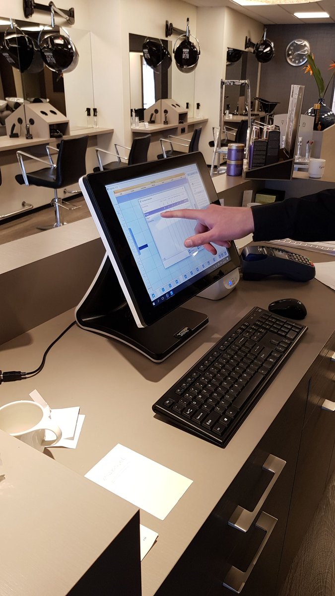 HarcosCompServ's tweet photo. Weer een mooi #kassasysteem mogen afleveren inclusief onze #kassasoftware. https://t.co/iBiYUixxRk