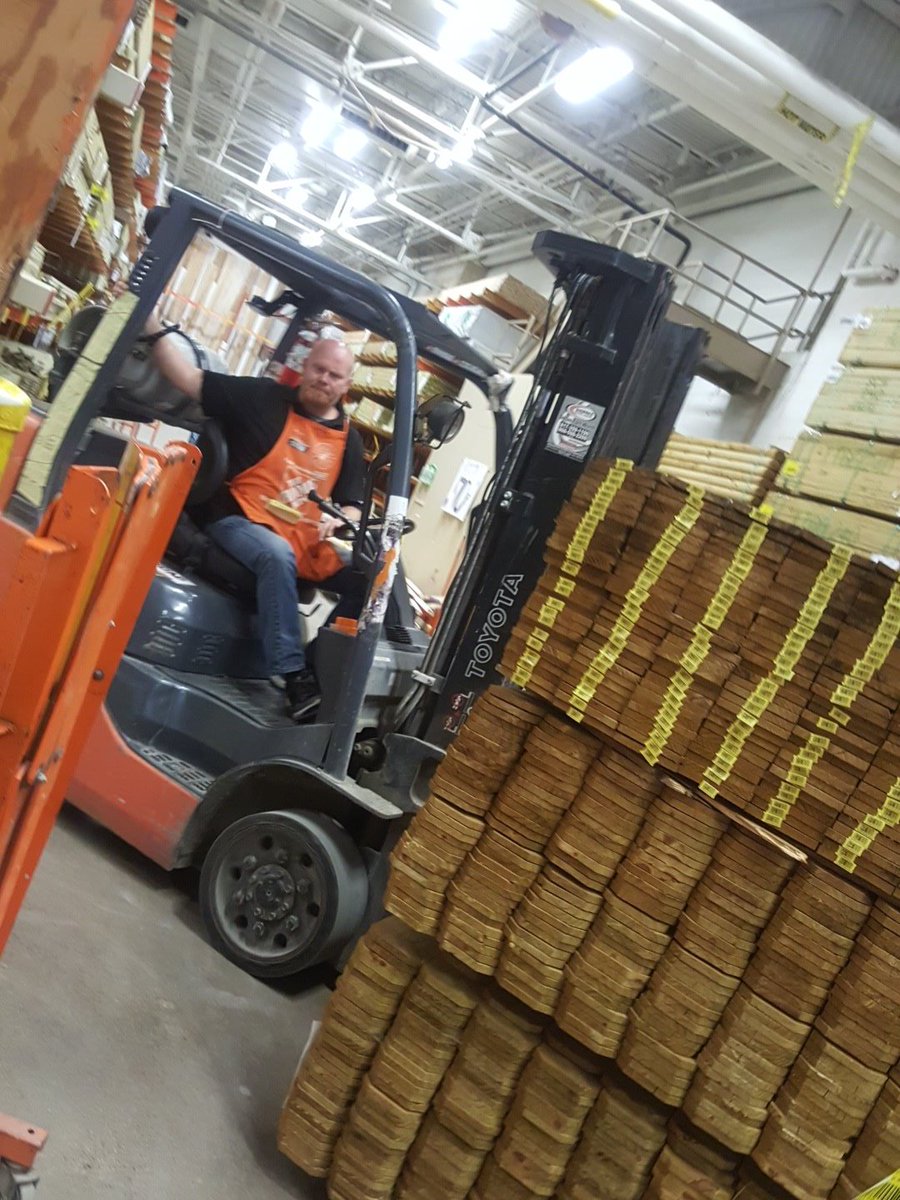 CMags85's tweet photo. Busy Day On a Monday! @DTywon @jeremy_mixon Team WORK! Im glad and honor to be part of this Orange Team #0564 https://t.co/PK0X5gfgJF