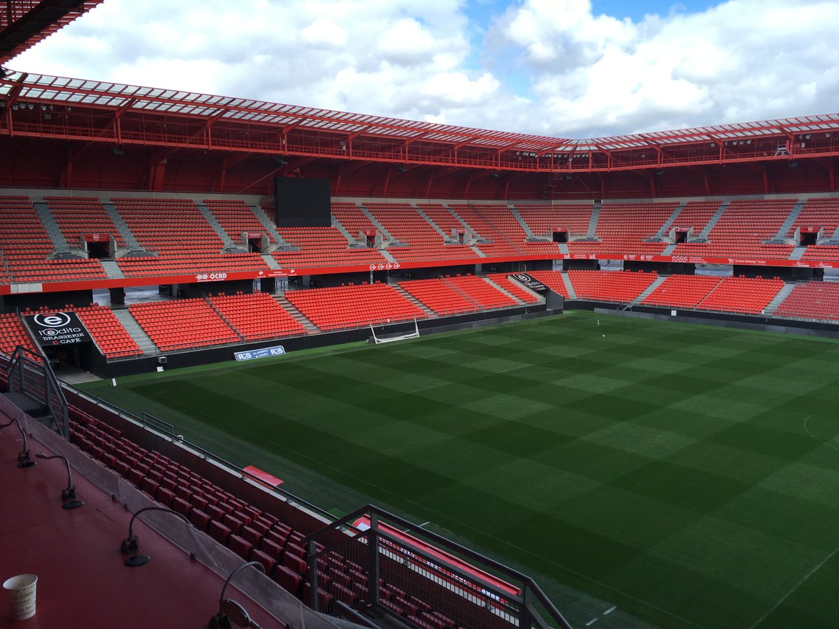 FefeDemeny100x's tweet photo. Tous mobilisés pour définir la nouvelle stratégie hospitalités 2018/2019 du Valenciennes FC #RégieExclusive #StratégieMarketing #teamspirit #offreVIP https://t.co/ow2PLfZnpd