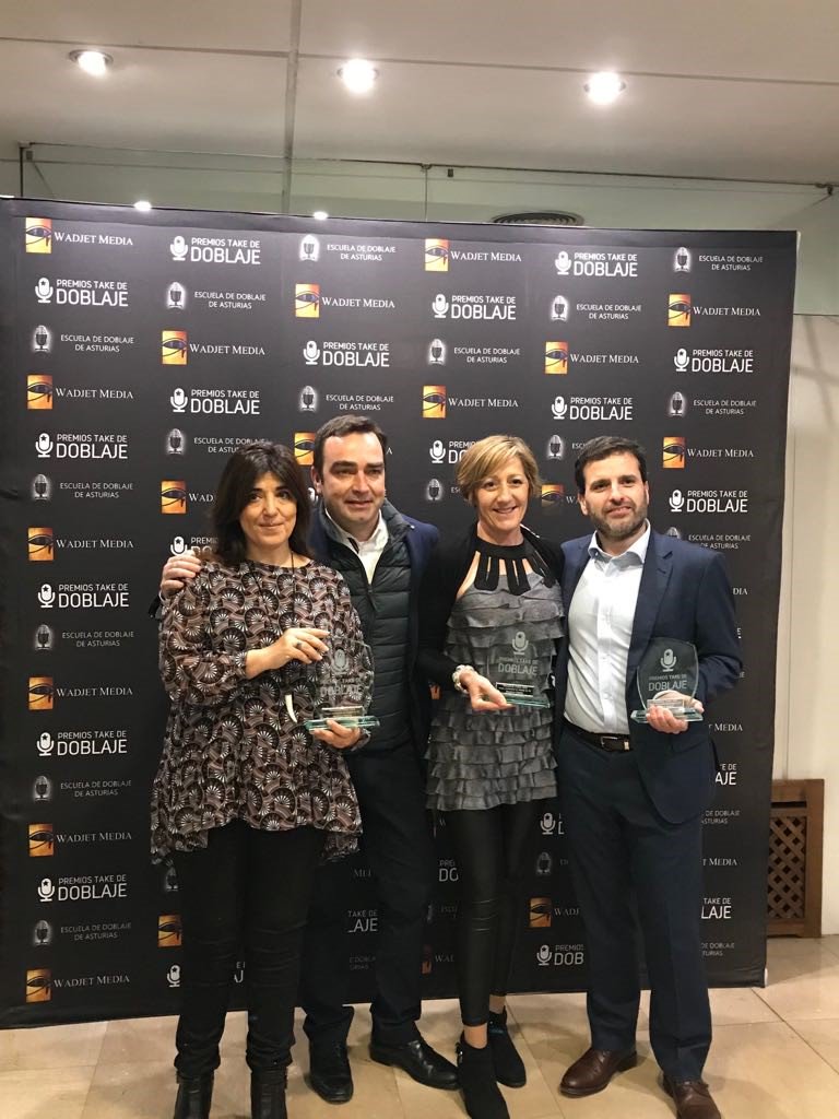 eclaircinema's tweet photo. #Eclair #Tecnison in Madrid took home the #PremiosTake Award for best artistic and technical production of television dubbing for the series Modern Family. Our thanks to OCEN and @PremiosTake & congratulations to everyone involved! Learn more: https://t.co/tlhCtiXtqb https://t.co/Vzxcj6JGPu
