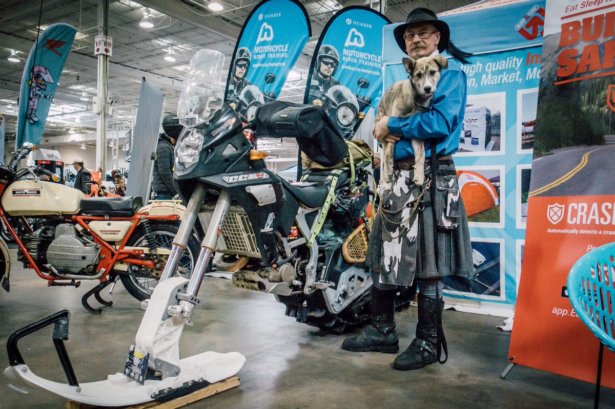 mondolulu's tweet photo. @bwokentoof And The Boss: You never know what friends you will make on an epic journey. Meet Bruce Springsteen, who was born to run. #fromchurchill #manitoba #kibblerun #ccm400 #snowbike #oliver #lifeon2 #springmotorcycleshow @EatSleepRIDE https://t.co/TLD2wmKkkz