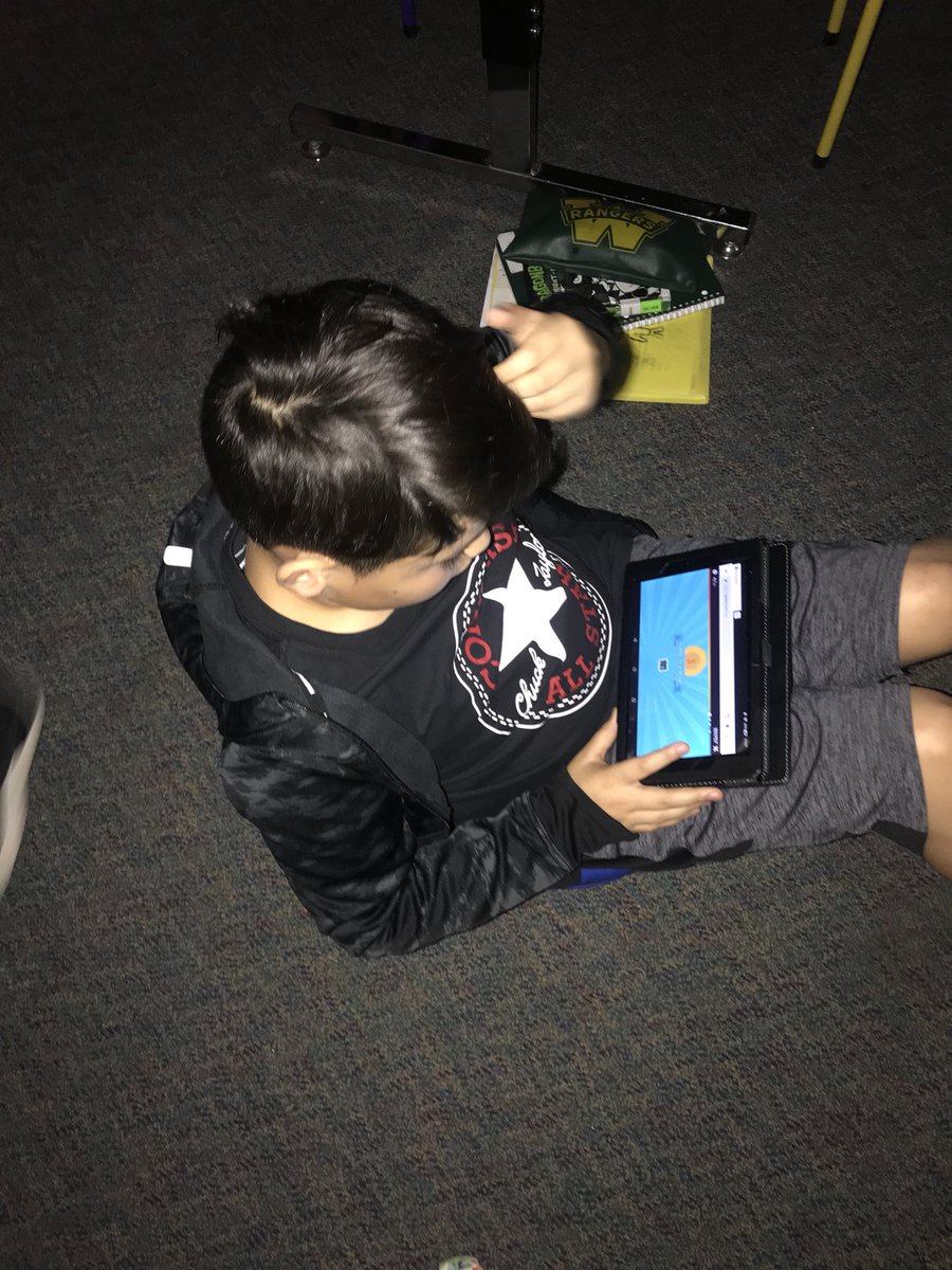 TeacherEmbley's tweet photo. Fun reviewing STAAR writing with #quizizz #technologyintheclass #WCErangers https://t.co/EV6l9PK2pT