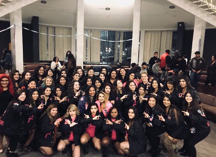 DeisyVizcarraa's tweet image. Can’t compete when you don’t compare 💅🏽💅🏽 Here’s to 28 years of DISTINCTION  #GammaCall #WerenotthefirstBUTwearetheBEST