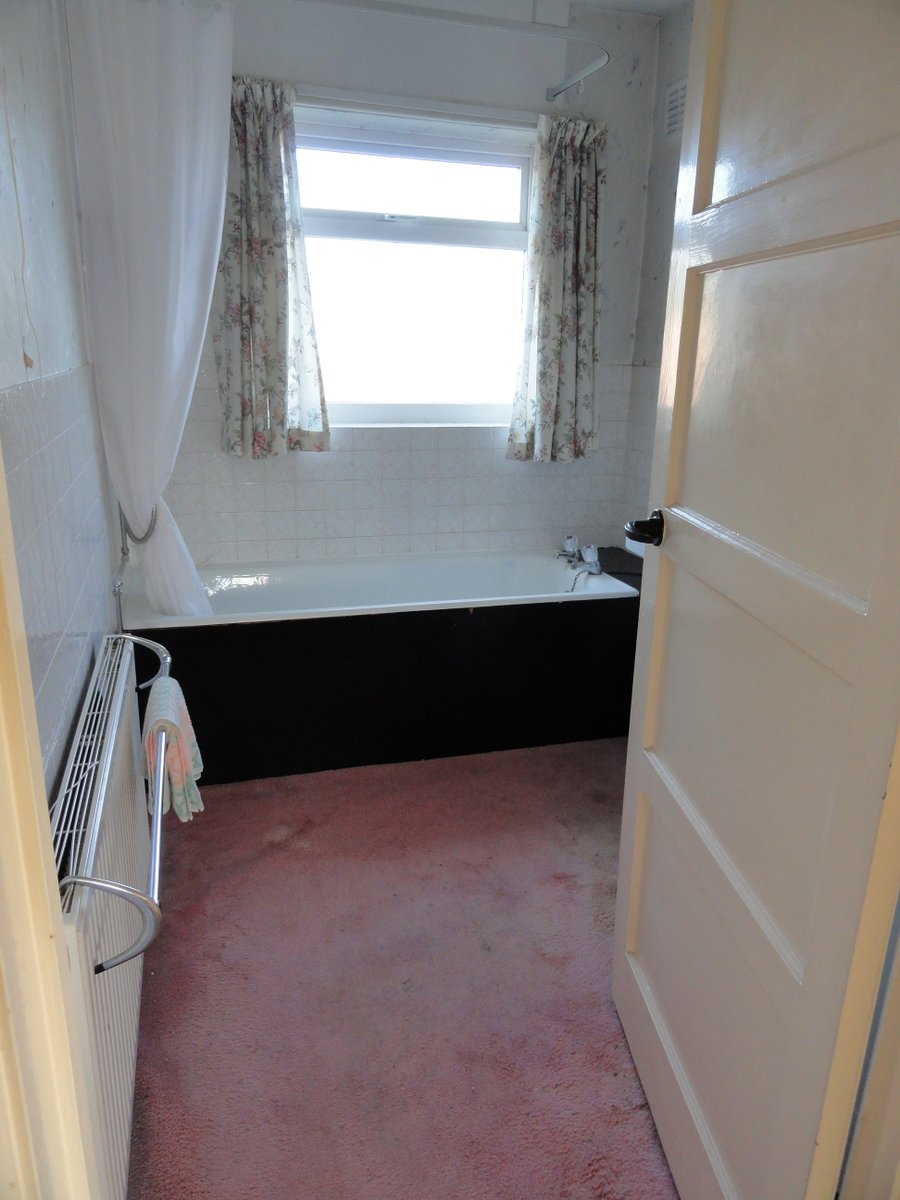foamandbubbles's tweet photo. #NationalTileWeek is finally here & we’re pleased to announce the shortlist of the #TileMakeover competition from @britceramtile. Thanks to everyone who entered, winners announced on Wednesday!
#MondayMotivation
Find out more about National Tile Week - https://t.co/Q9ex8EZ5Ev https://t.co/hxovoTCfsE