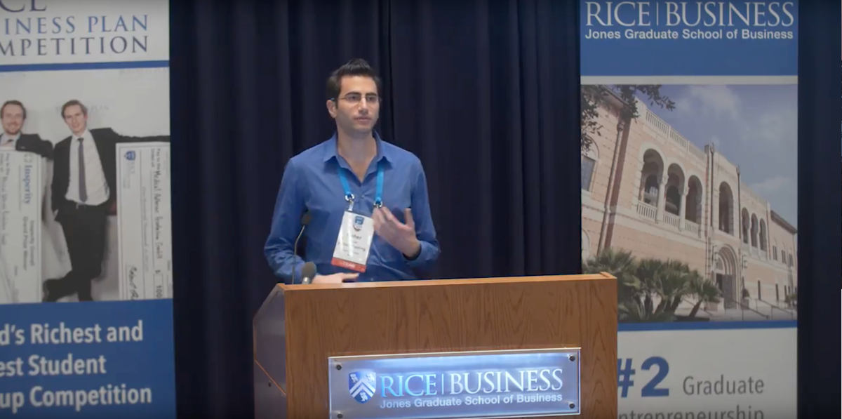 MITMechE's tweet photo. Over the weekend, the MIT start-up Infinite Cooling won the grand prize at the 2018 @Rice_Biz Plan Competition, the largest student #startup competition https://t.co/Giijq2KaFC #RBPC2018 https://t.co/AGoBxn8Kaa