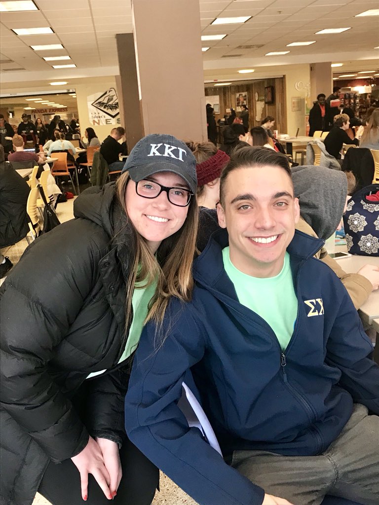 hannewright's tweet photo. @BGkappas @DerbyDaysBGSU #SnapASig #SigsInside https://t.co/SbVglwHGRy