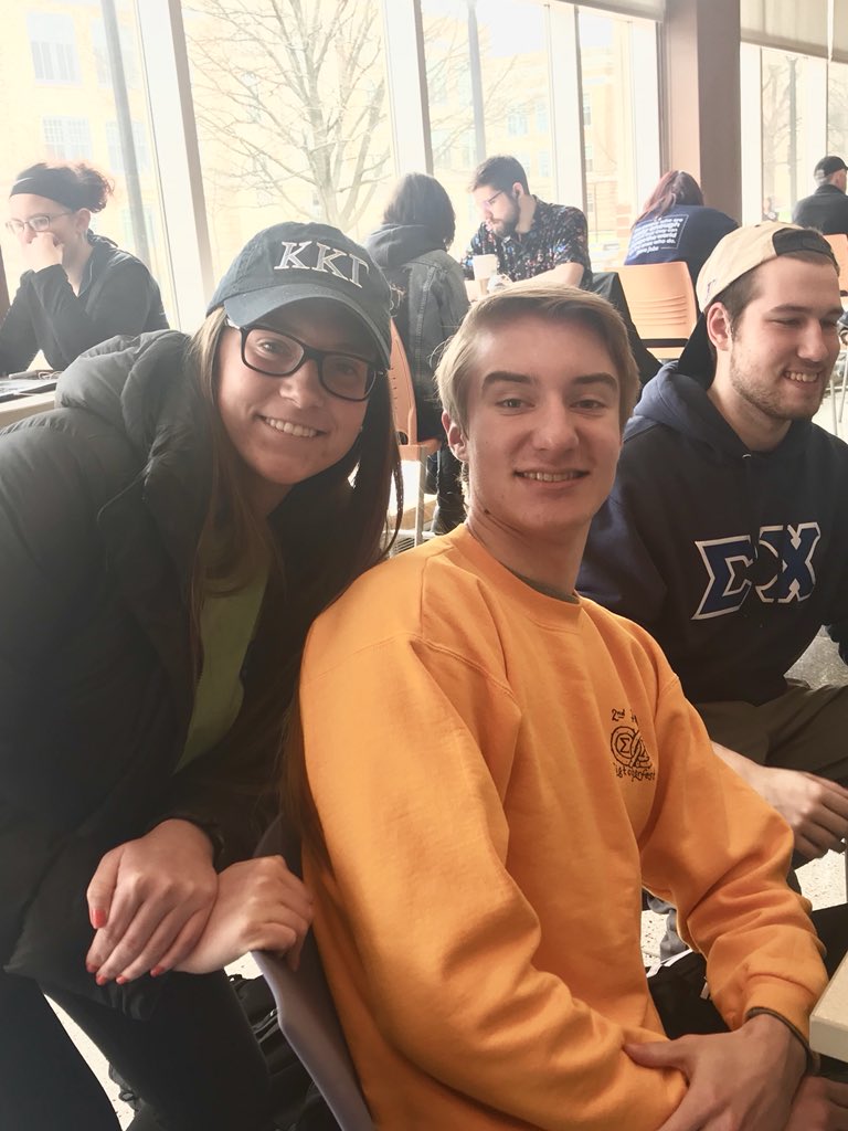 hannewright's tweet photo. @BGkappas @DerbyDaysBGSU #SnapASig #SigsInside https://t.co/SbVglwHGRy