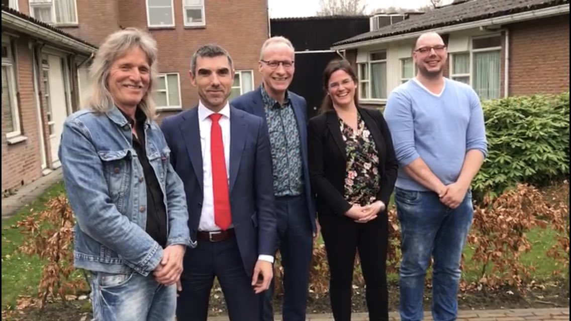 PaulBlokhuis's tweet photo. In Drenthe werken oa @Verslavingszorg, @promenscare en @ggzdrenthe samen om mensen met psychische problemen op te vangen in het programma Optimaal Leven: problemen zo vroeg mogelijk zien, mensen helpen en zorgen dat mensen zich weer gewaardeerd voelen. Dat doen ze goed! https://t.co/Qw1DSp6GJp