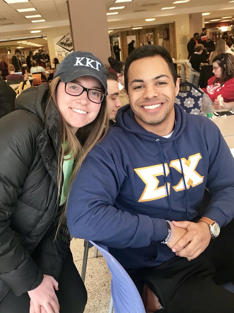 hannewright's tweet photo. Anotha one @BGkappas @DerbyDaysBGSU #SnapASig https://t.co/CE3ofNVVwu