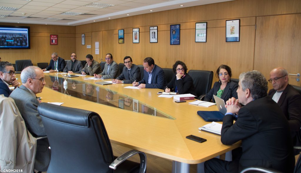 DrissElyazami's tweet photo. Merci aux professeurs &amp; chercheurs membres des comités d’Ethique pour la recherche biomédicale #CERB au Maroc ayant pris part à l’atelier de réflexion initié par @UNESCO_Maghreb &amp; @CNDHMaroc cet après-midi à Rabat. Bioéthique ? A suivre ... #StandUp4HumanRights https://t.co/K7nn9t3CxN
