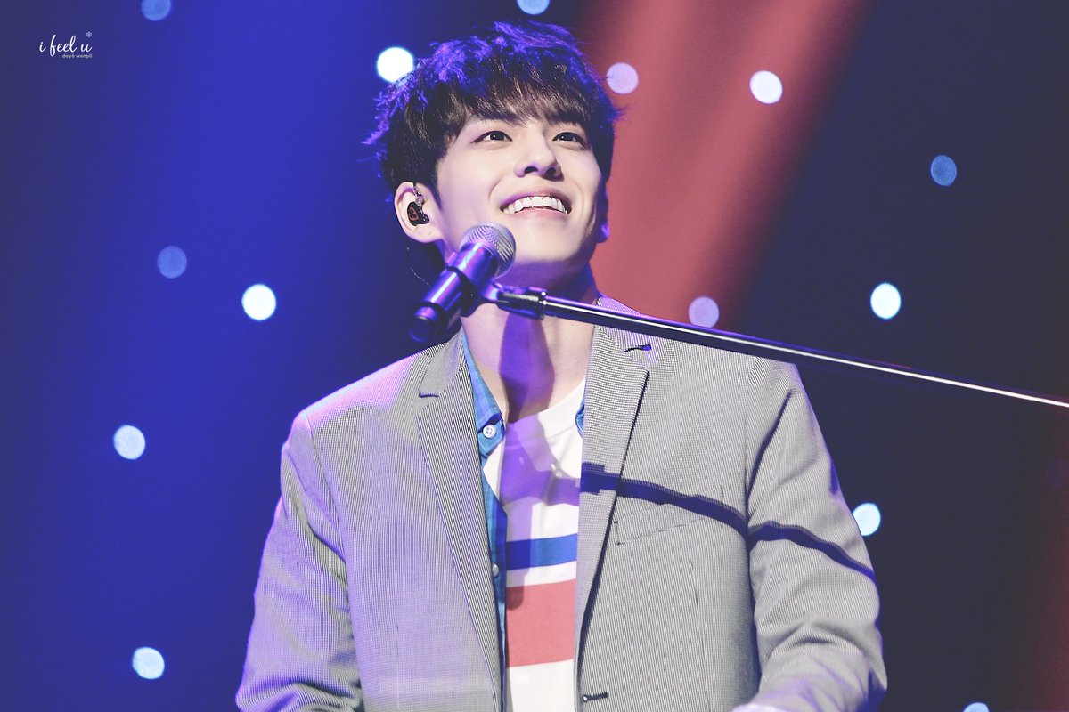 1feelu's tweet photo. 늘 함께 걸어요
#데이식스 #Day6 #원필 #Wonpil https://t.co/Fu3pOSwZul