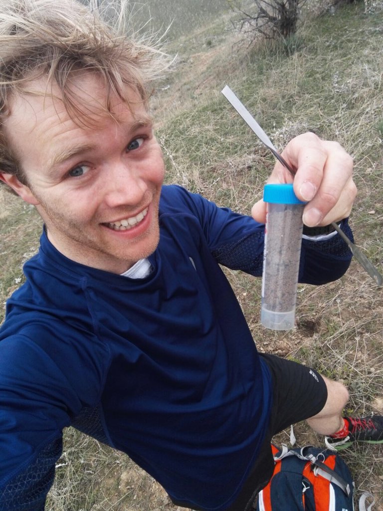 CrowtherLab's tweet photo. Johan’s extensive soil sampling collection begins! #research #labupdates https://t.co/nZ3HRmr00O
