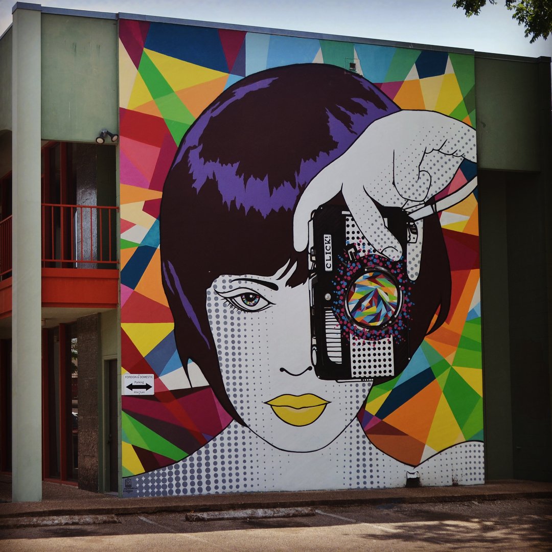 DrGanta's tweet photo. Murals in #Austin! Thank you @bustheglobe for sharing! #ganta #drganta #texas #austintexas #happy #healthy #health https://t.co/9MPME6u5kS