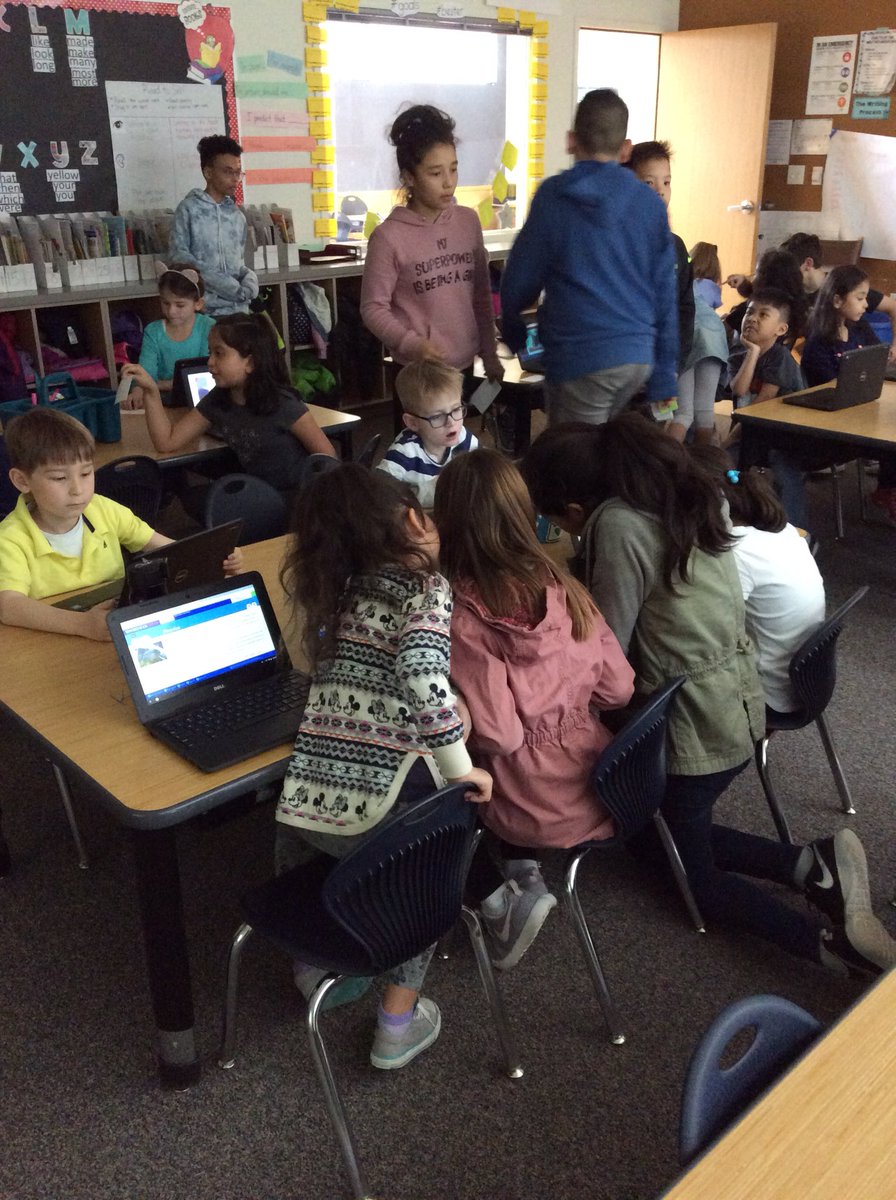 SBestebreur's tweet photo. Day 1 of first grade animal research . Thanks to @MrMattOdman for having his 6th grades assist with chrome books ! Students worked to get comfortable with chrome books and picked a topic . #bester #quatamarocks #innovateHSD #CelebrateMonday #digitalibrary https://t.co/Z9VPrhbCUY
