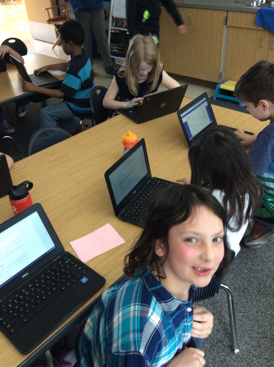 SBestebreur's tweet photo. Day 1 of first grade animal research . Thanks to @MrMattOdman for having his 6th grades assist with chrome books ! Students worked to get comfortable with chrome books and picked a topic . #bester #quatamarocks #innovateHSD #CelebrateMonday #digitalibrary https://t.co/Z9VPrhbCUY