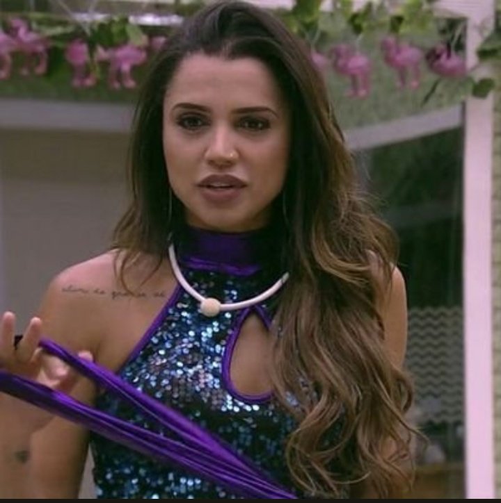 TeamBrazatto's tweet photo. Nessa briga toda, em qual LADO você está??? #BBB18 

Paula: RT @PaulaCABarbosa

Ana clara: FAV @anacclarac https://t.co/ILaApTE0XP
