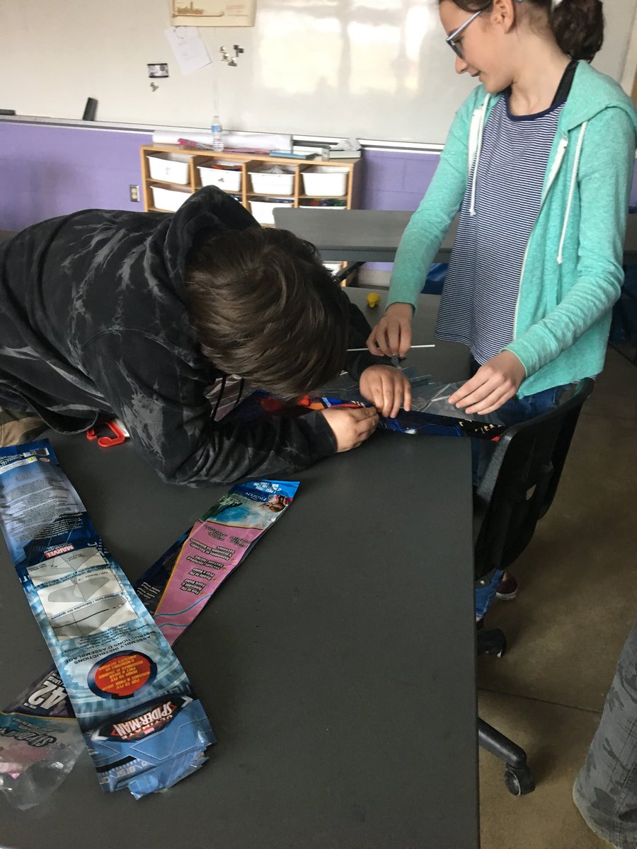 michellecoles8's tweet photo. Assembling our kites. Thank you PIA of @LittleFallsPS for supporting our classroom and our programming #science #flight #schoolcommunity #parentsinaction https://t.co/oifv8jqwrJ