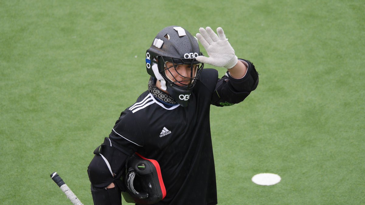 MarlowHC's tweet photo. This guy was made to save penalty strokes @maxoellis - see you @LeeValleyHTC https://t.co/JxkiUodEPU