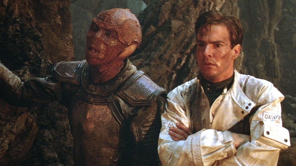 Happy 64th birthday to Dennis Quaid! That reminds me...I need to watch ENEMY MINE again soon! 
