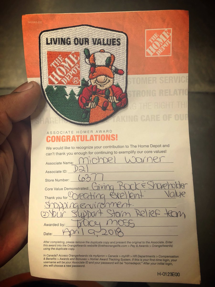 HdRedboymike99's tweet photo. Just got presented a special homer from my rvp @CharlesA_Wilson and the corporate staff...thank you @TracyMossHD as well...I am truly humbled and it was an honor to meet u all #TeamorangeBaby👌🏽 https://t.co/StYbd3Yg7Q