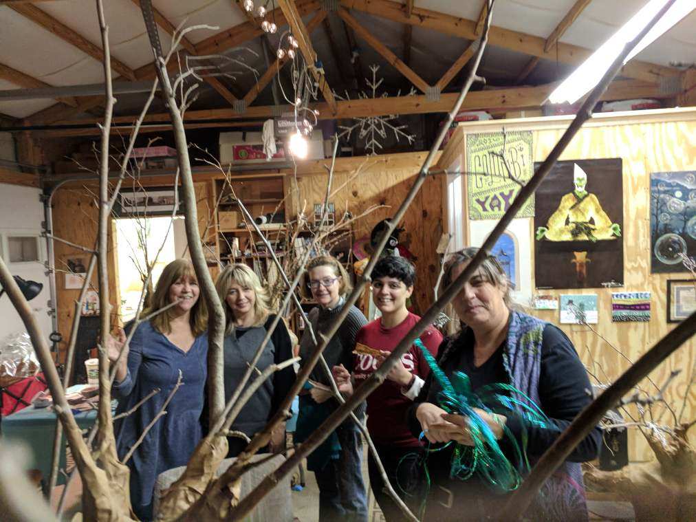 KineticDerbyDay's tweet photo. Only 12 days until Kinetic Derby Day!
Featured Kinetic Sculpture: 
“River Guardians” is a joint project of a coalition of about nine women initiated by B.A. Hohman, a West Columbia artist. 
#showusyourgrit #gettingitingear #wecosc #comeoutandplay #derbycars #kineticsculptures https://t.co/pb7rUE5j4Z