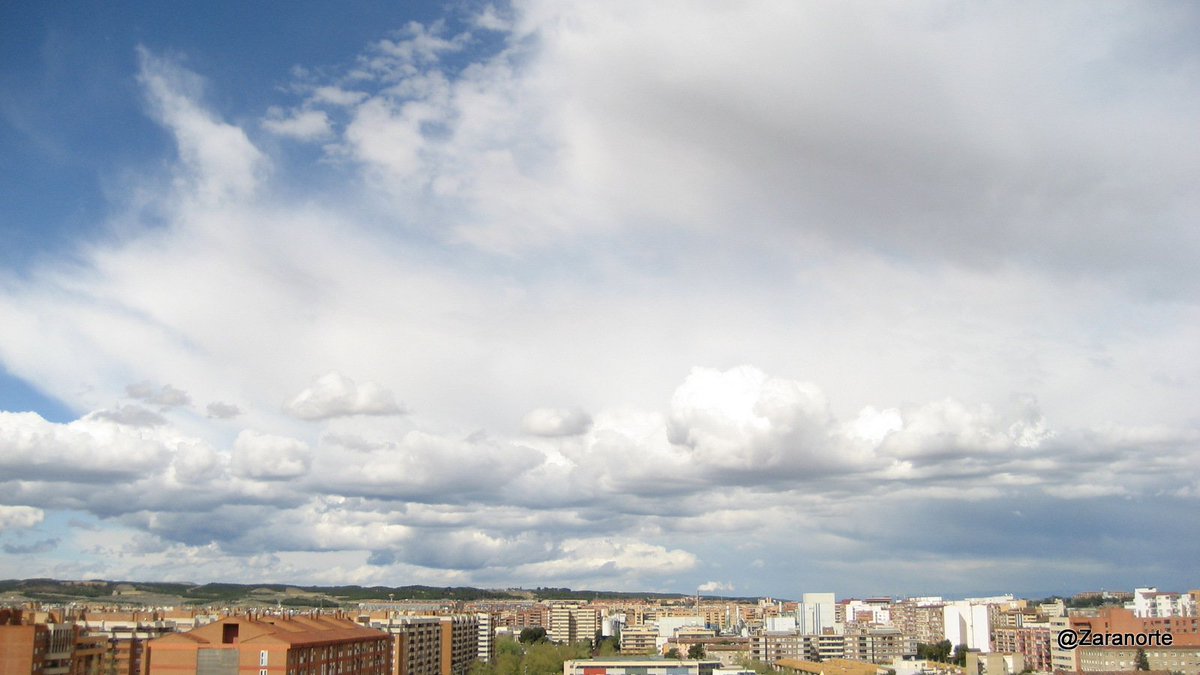 Ayer en #Zaragoza se notó la bajada de Tª con Mín. 6,9º C y Máx. 16,9º C - Pequeños chaparrones 0,2 mm y aparición de #Cierzo Max. 23 km/h O con racha máx. 58 km/h - Los cielos, así. <a href="/AEMET_Aragon/">AEMET_Aragón</a> <a href="/ojaizmeteo/">OjaizMeteo</a> <a href="/zgzciudadana/">Zaragoza Ciudadana</a> @JulioAntonio48 <a href="/APManolo/">ManoloZ</a> <a href="/meteosojuela/">Meteosojuela La Rioja</a> <a href="/anabelperezh/">anabel pérez 🇪🇦</a>