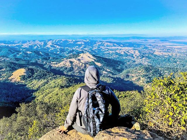 "Pure beauty can be found in simplicity." @ezekiel1214 takes in the view from Mount Tamalpais! 📸 <a href="/damn/">DAMN</a>.daeniel #CoastTrekkers instagram.com/p/BhXcR0SACX9/