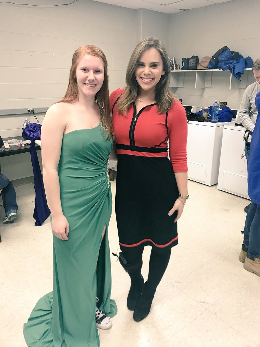 MPerlmanNews's tweet photo. How gorgeous does Candice look? She came to #gownsforprom from cattaragus county! @news4buffalo https://t.co/Juys0GIJOx