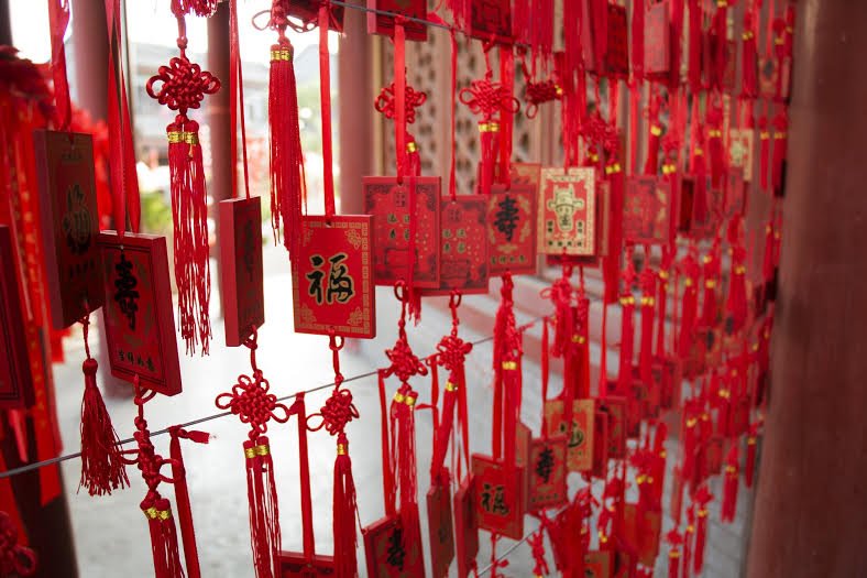 Utadeo_edu_co's tweet photo. #ChinaenUtadeo #ElmundoenUtadeo|¿Sabías que los nudos chinos o zhōngguójié 中国结 sirven para que los dioses traigan fortuna, prosperidad
o seguridad además de adornar durante la Fiesta de la Primavera? Inscríbete aquí:
https://t.co/yR5NtaISRS https://t.co/2C6ZE2sXKS