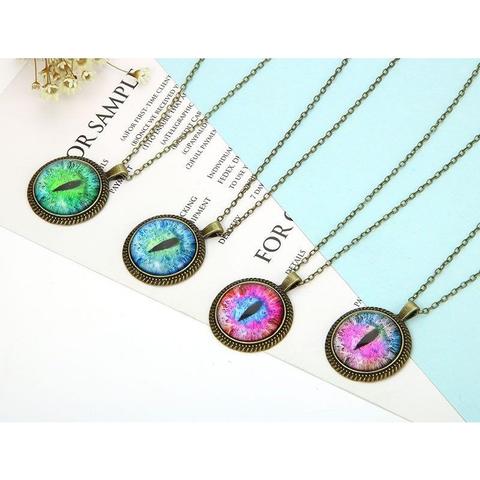 😍😍"CATS EYE NECKLACE" - FREE SHIPPING! Get this beautiful &amp; Exclusive CATS EYE NECKLACE with WORLDWIDE SHIPPING, but only for a limited time. Tag a friend who would love this! Buy it here -->goo.gl/4YVGg5