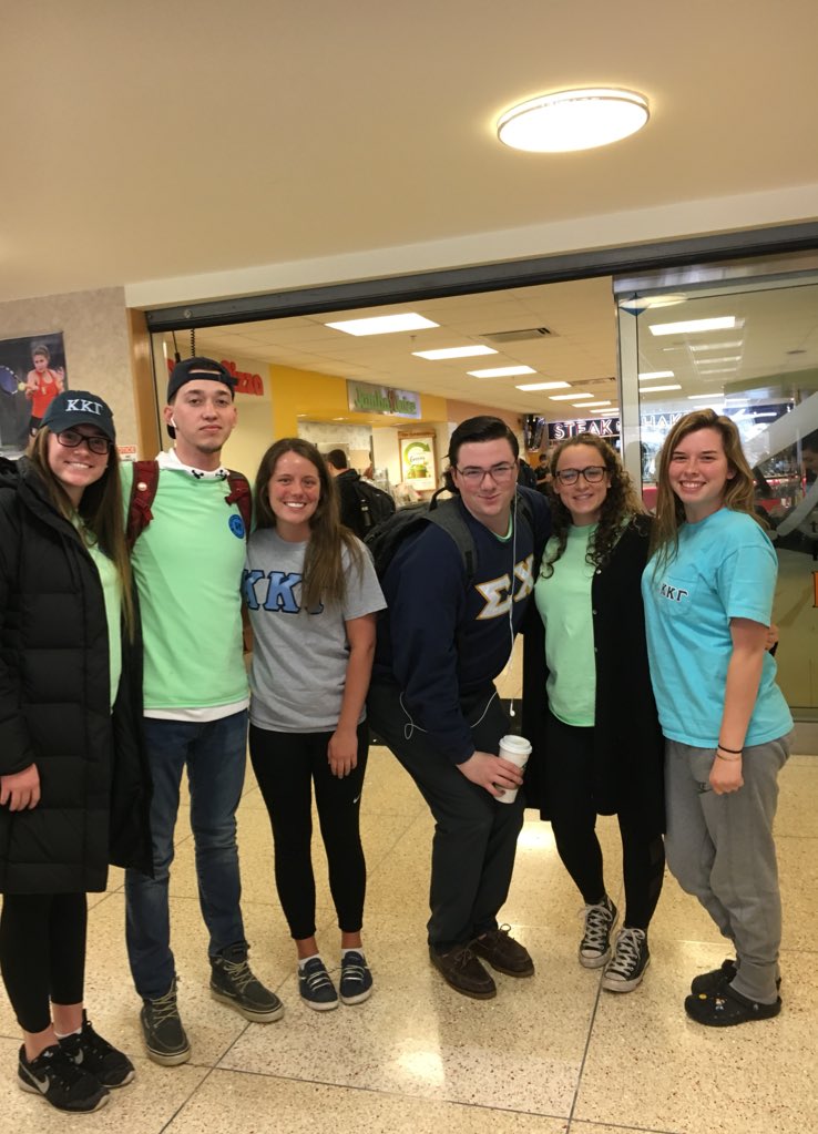 hannewright's tweet photo. #SnapASig @BGkappas @DerbyDaysBGSU https://t.co/G2WOIj20zj