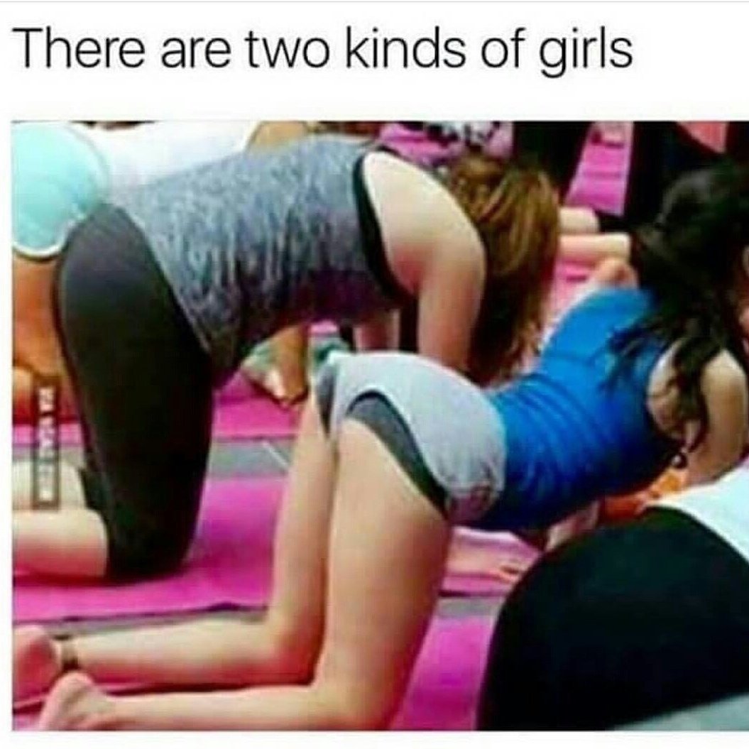 VaginalCadaver's tweet photo. You can clearly see whos good in bed 😊
#sexygirls #sexposition #yoga #yogapants #howtohavegoodsex #howtobegoodinbed https://t.co/U2fNrbA5DC
