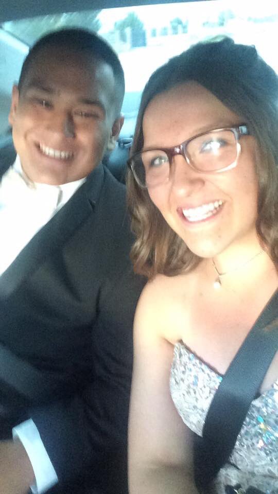 Bethany_Bee_'s tweet photo. 2 years ago 💛 #BestFirstDateEver https://t.co/ruIHDuMLJ5