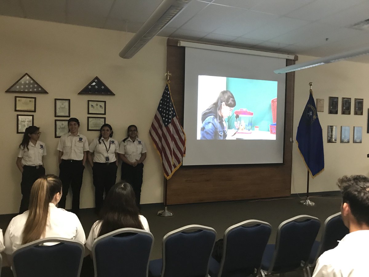 ClarkCountyNV's tweet photo. The @ClarkCountyFD gets 154,000 calls for service every year. So, they are appealing to the Las #Vegas community to know the right time to call 911 vs 311. @ClarkCountySch students created a PSA that will air on local media and social media. #Call911right https://t.co/VeSzevFFkU