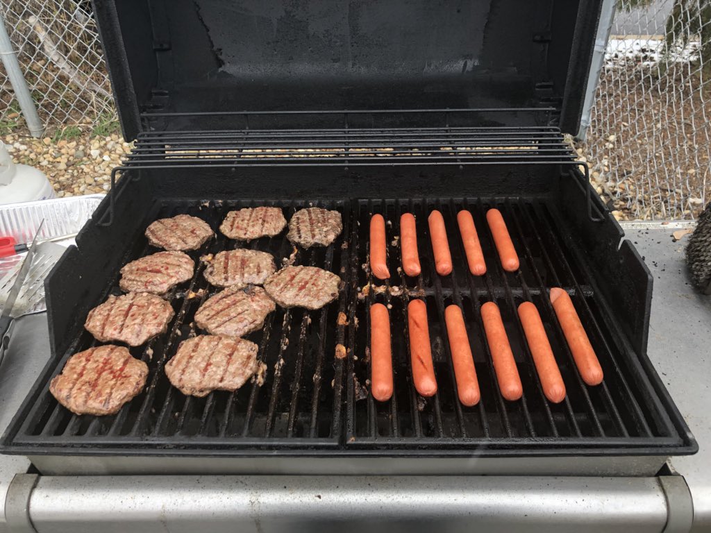 DUCOMM911's tweet photo. DU-COMM enjoying NPSTW2018 cooking burgers and hotdogs, all day for all shifts. #ThankYou911 #50yearsof911 https://t.co/GI4mLmALZ9