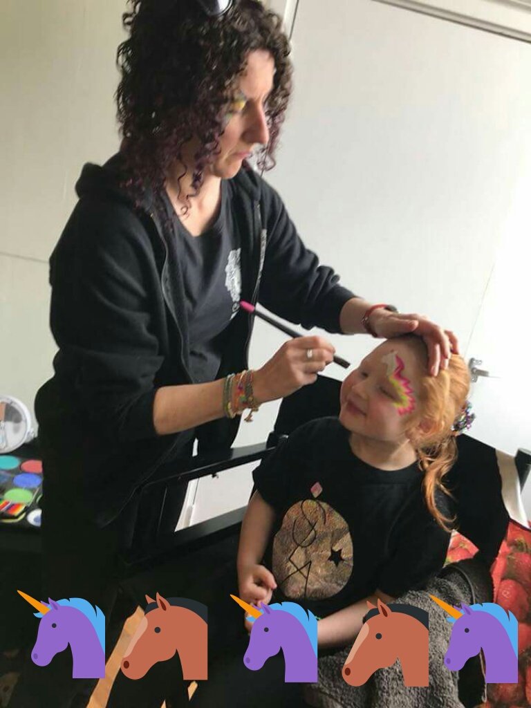 suecurlymills's tweet photo. #mylittlepony party @SorelleAcademy Lots of fun! #curlycloudfacepainting #essexfacepainter #essex #curlycloud #pinktips @facepaintshop https://t.co/woi0TxMhed