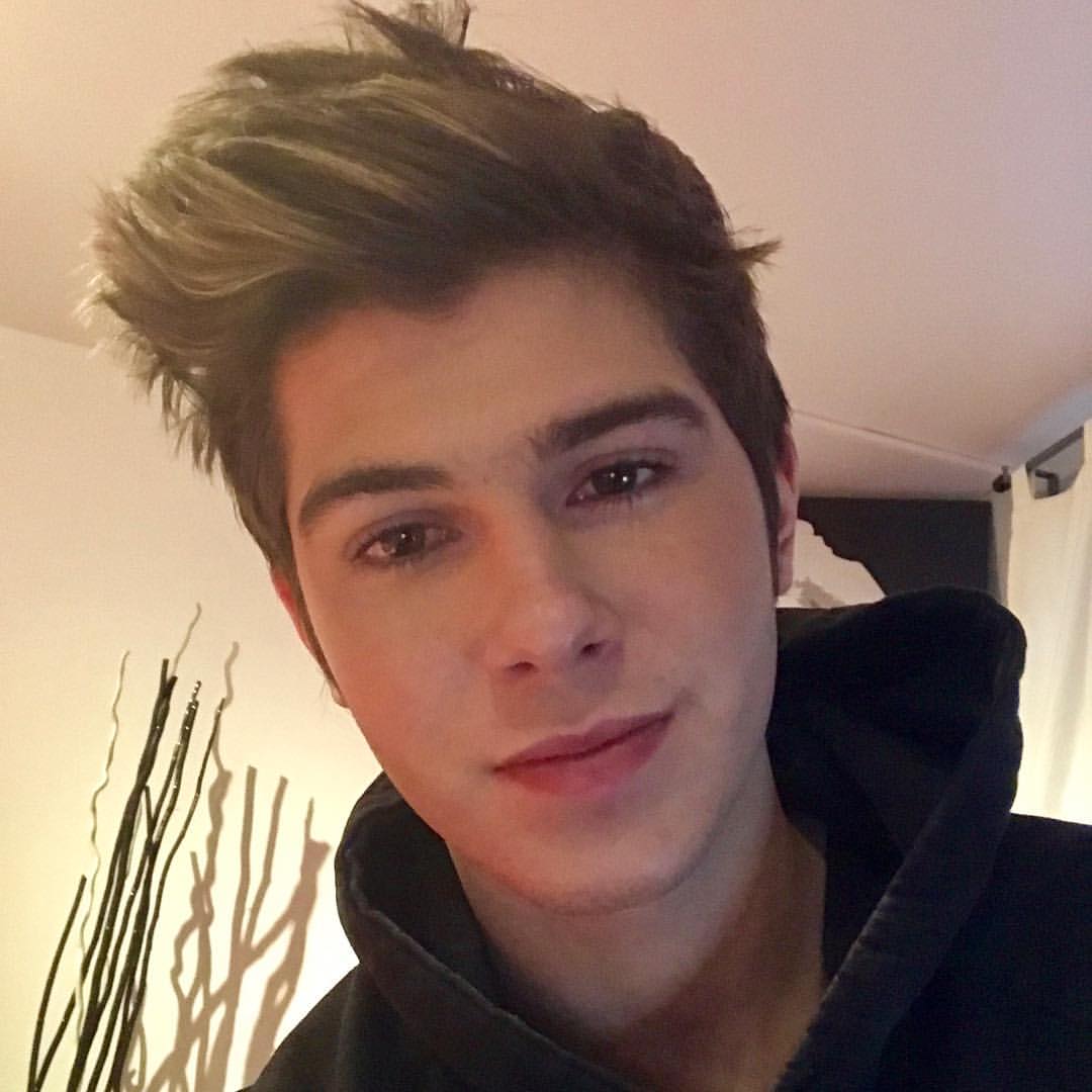 Carl Chaze (@carlchiasson_) / Posts / X