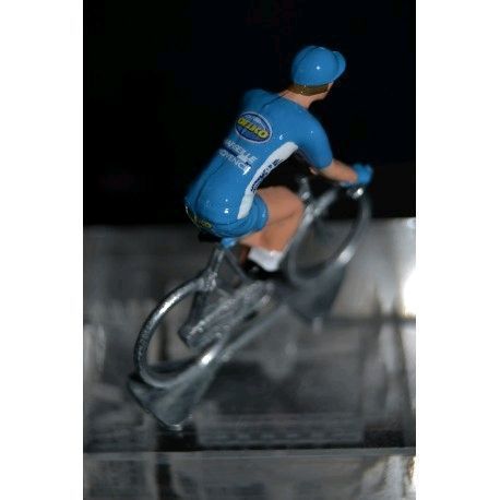 Petitcycliste's tweet photo. Delko Marseille Provence KTM - Petit cycliste https://t.co/3RlZEKAAjO #cyclisme #worldtour . And some more to come #continentalpro #continental #ParisRoubaix https://t.co/ABH4Q7lpOn