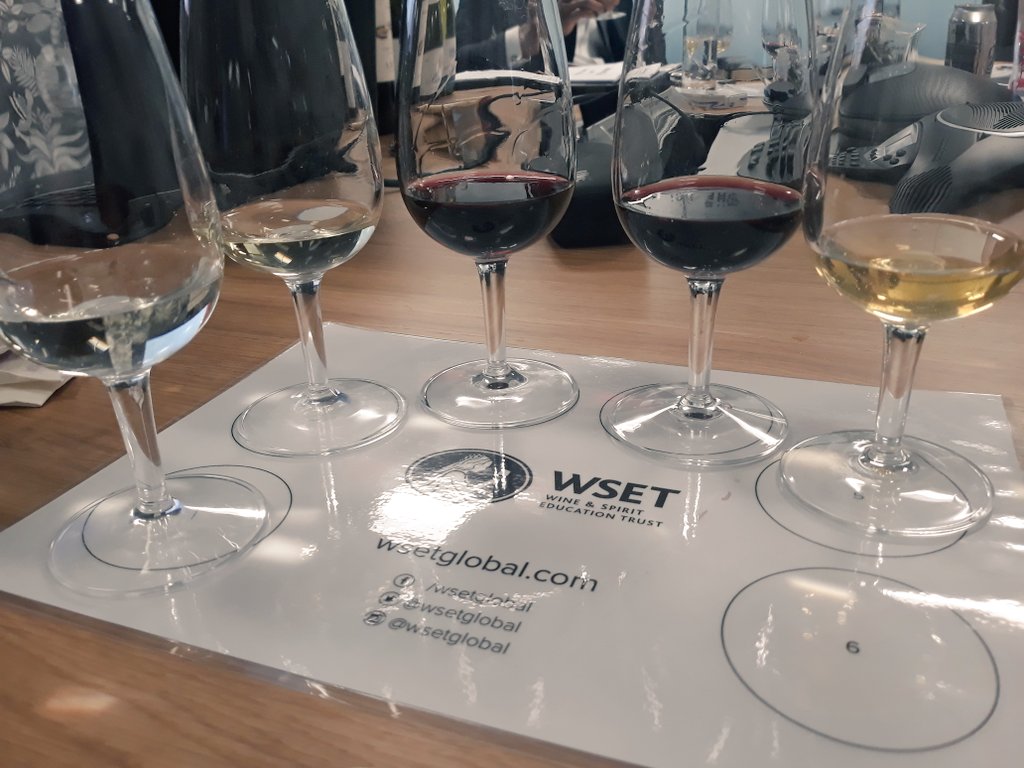 Great day of @WSETuk Level 1 in Wines training today in London! Another excited group with a great flight of wines from @JascotsWine Hope you have all learnt loads and are feeling confident and inspired! @BaxterStorey @TrainingStoreys @_GabsLR @HervePalazzo