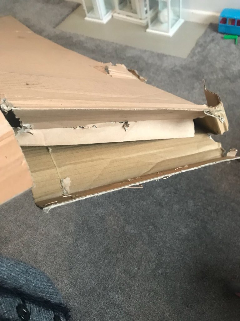 nevsie83's tweet photo. @WebBlinds this is not an acceptable product to send out to us today we are still waiting on a reply ? We won’t be accepting this product https://t.co/m6ml20ur92