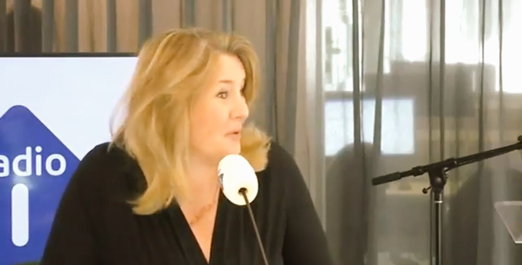 liekelamb's tweet image. praten over  Elon Musk @EenVandaag #DoYouTrustThisComputer