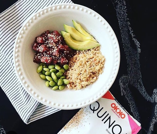 wellniemx's tweet photo. La quinoa tiene más grasas (insaturadas) y proteínas que otros cereales, peeeero menos hidratos de carbono, osease carbohidratos. https://t.co/SMWp2V1y55